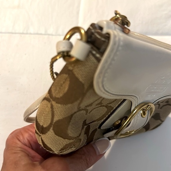 Coach Monogram Wristlet - Picture 11 of 16